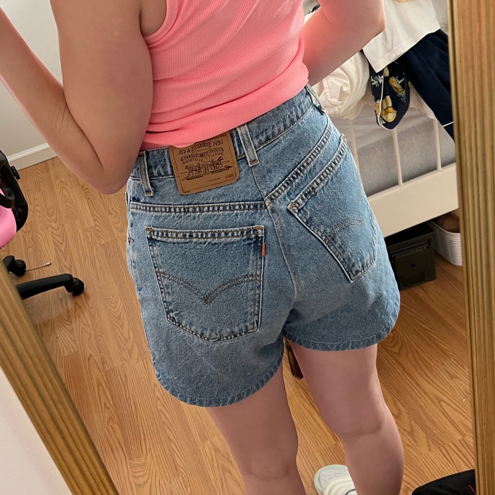Vintage Levi’s shorts
